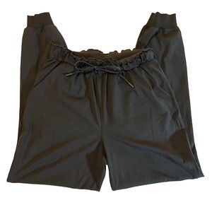 Lululemon Keep Moving Jogger Black Elastic Waist Pockets Pants Size 6 Luxtreme